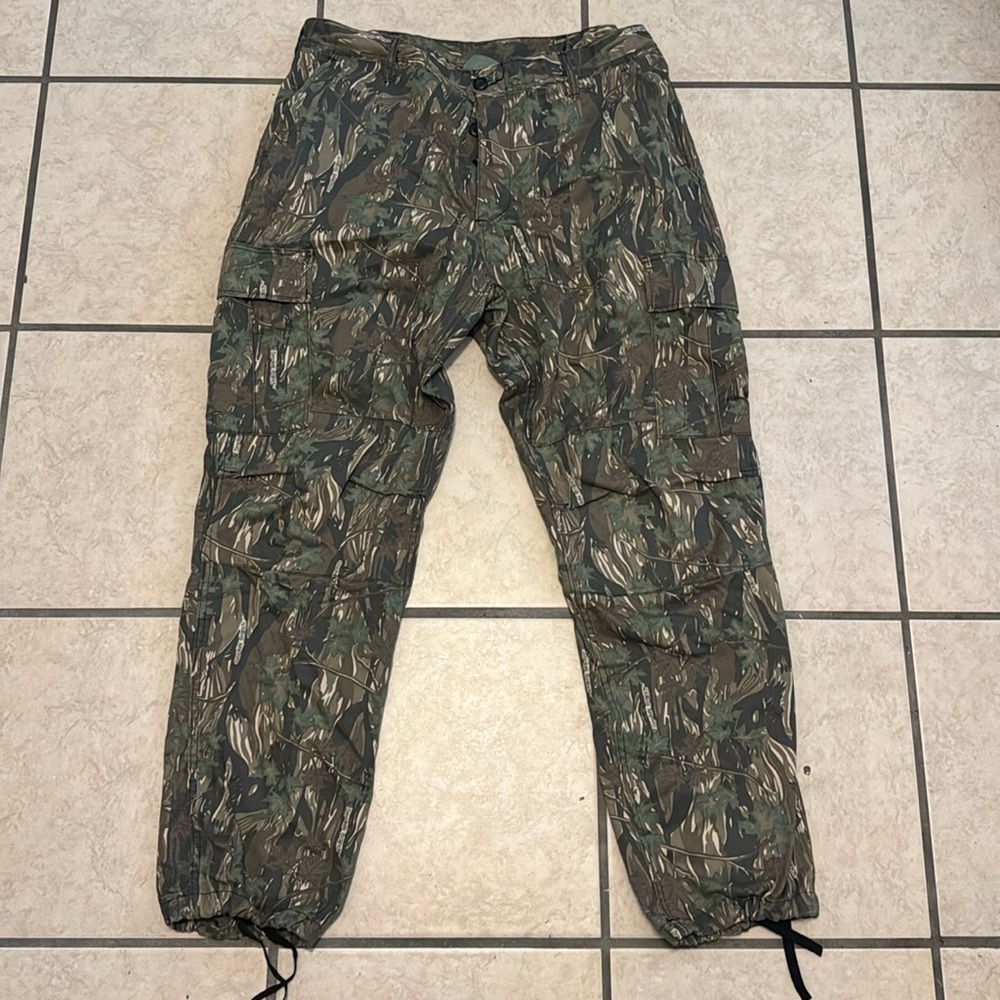 Rothco Real Tree camo cargo pantss